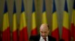 B�sescu, criticat pentru ��iganc� �mpu�it� �i �p�s�ric�